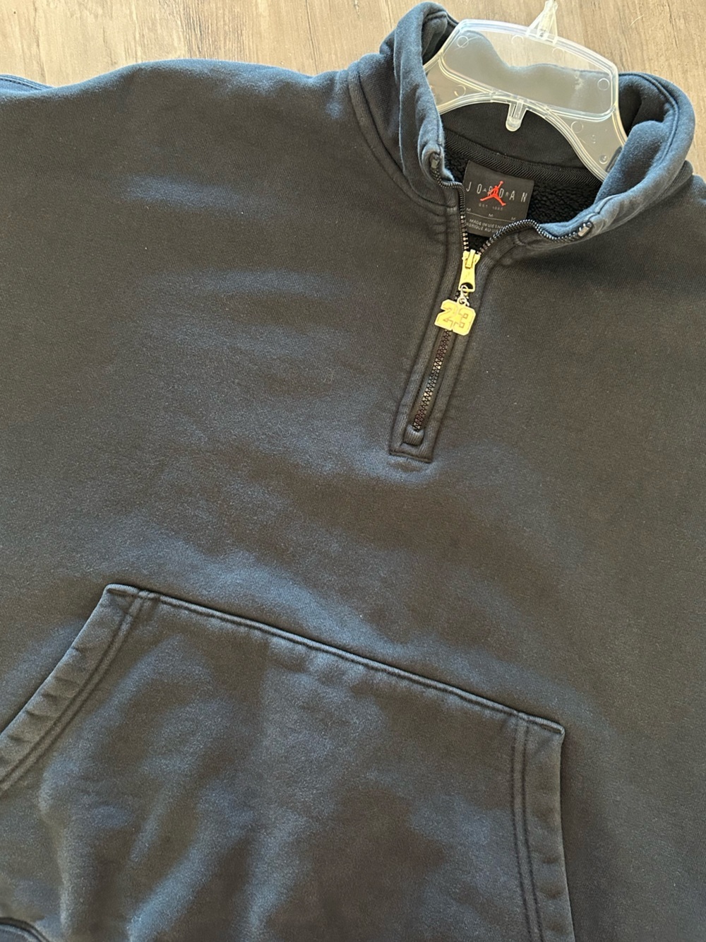 Jordan Mens Essential Flight Black 1/4 Zip Fleece Pullover Size M